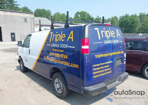 2016 Chevrolet Express 2500 Work Van z USA, uszkodzony, nr VIN 1GCWGAFF2G1142040